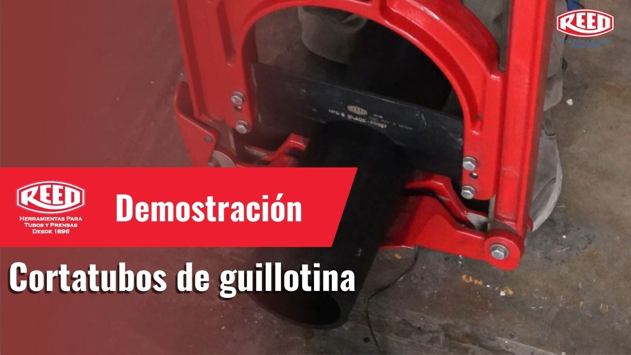 Echa un vistazo al cortatubo de guillotina REED
